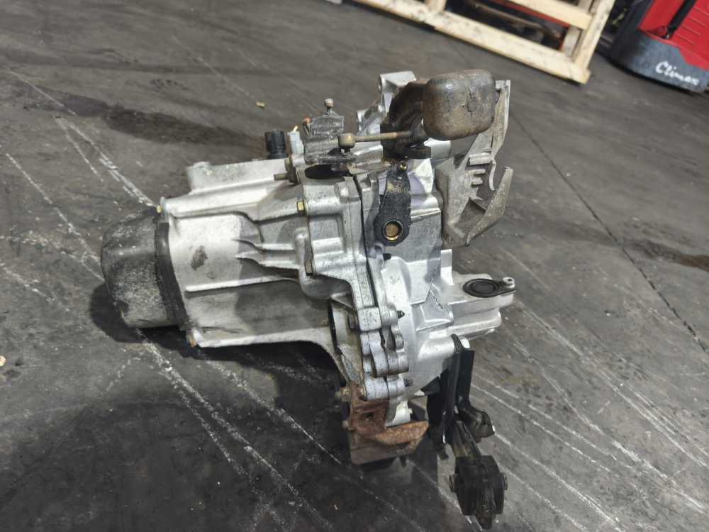 BOITE DE VITESSE MANUEL CITROEN/PEUGEOT  - Vue 3